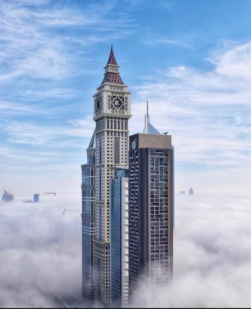 Grand Mercure Hotel Dubai Bagian luar foto