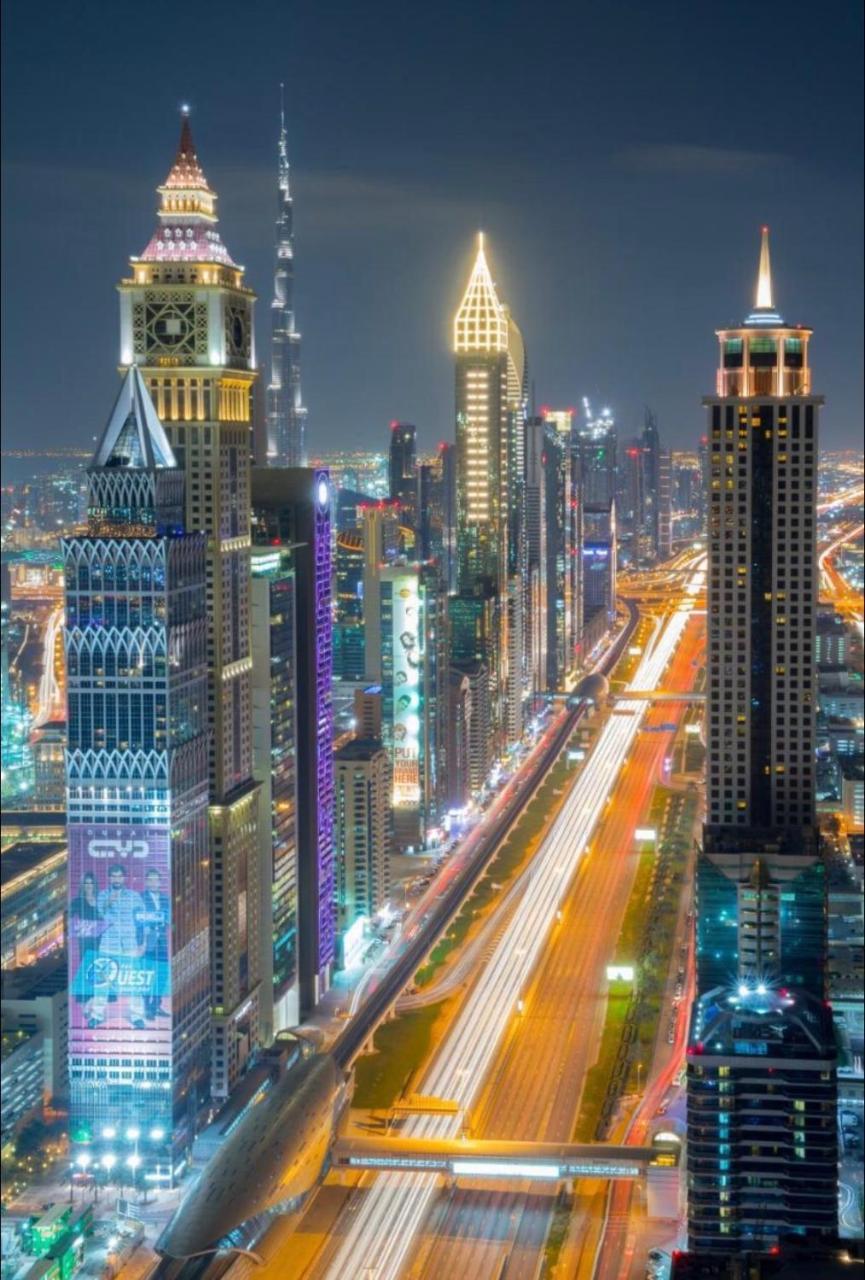 Grand Mercure Hotel Dubai Bagian luar foto