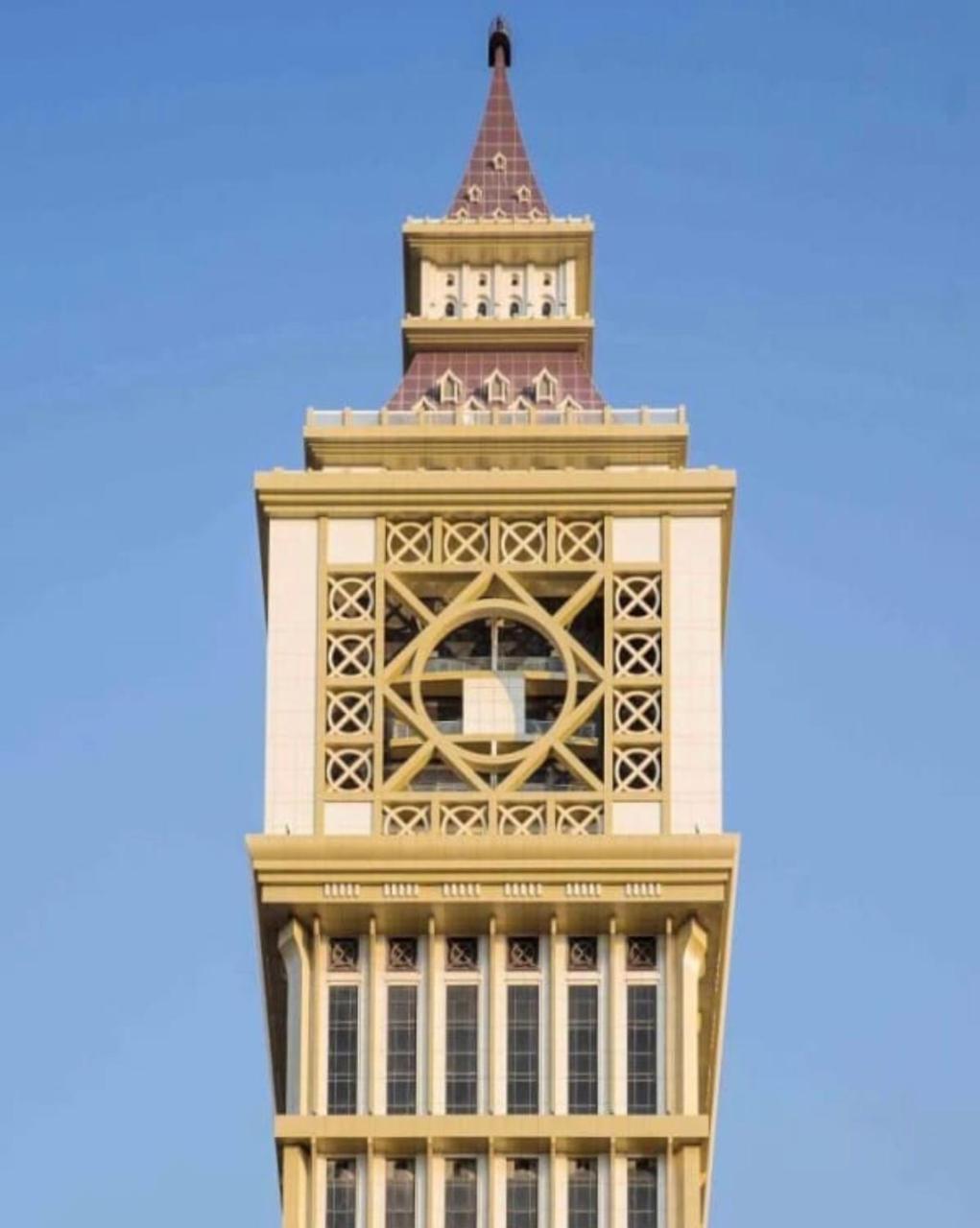 Grand Mercure Hotel Dubai Bagian luar foto